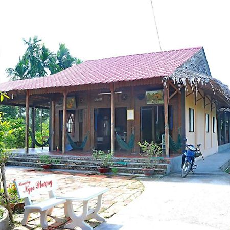 Ngoc Phuong Homestay Vĩnh Long Exterior foto